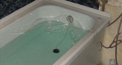 Установкой акрилового вкладыша | Алексеевская